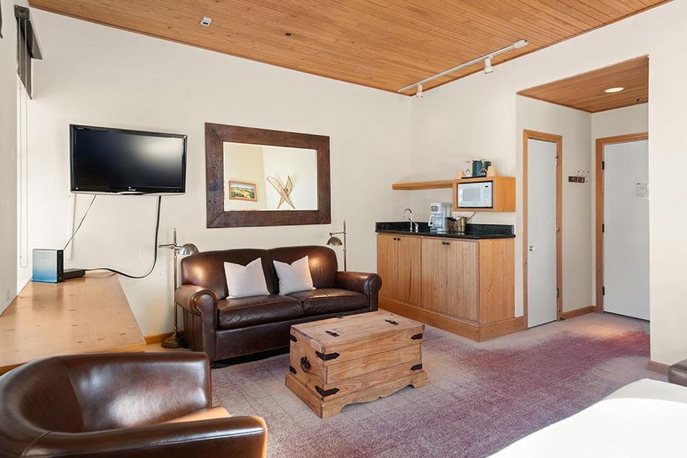 Independence Square Unit 313, Downtown Hotel Room In Aspen With Rooftop Hot Tub Екстер'єр фото